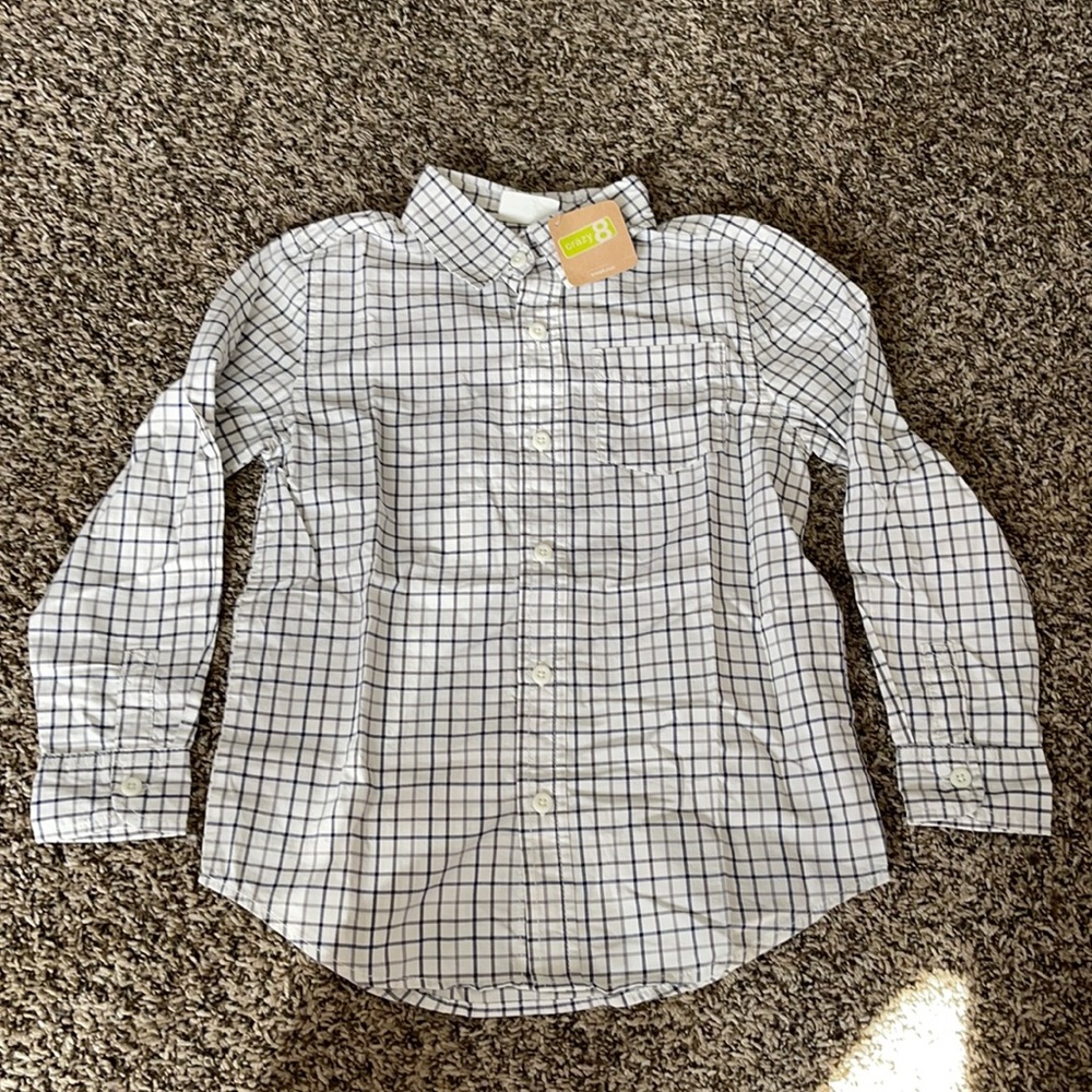 Boys long sleeve button up dress shirt size small (5-6) NWT